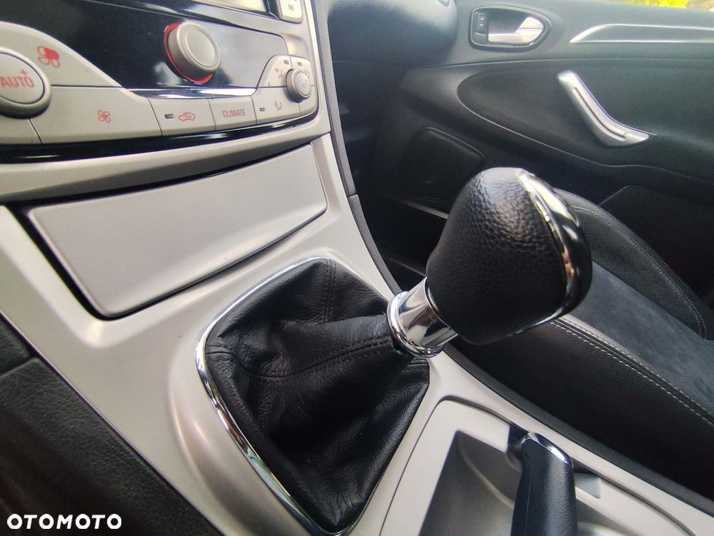 Ford S-Max - 18