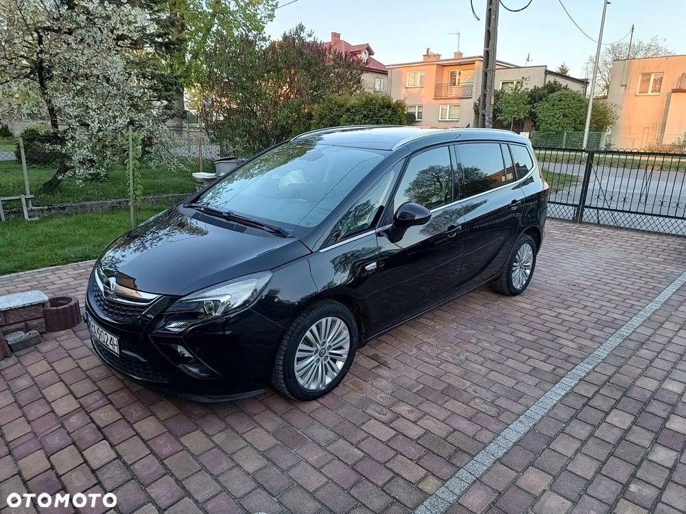 Opel Zafira - 1
