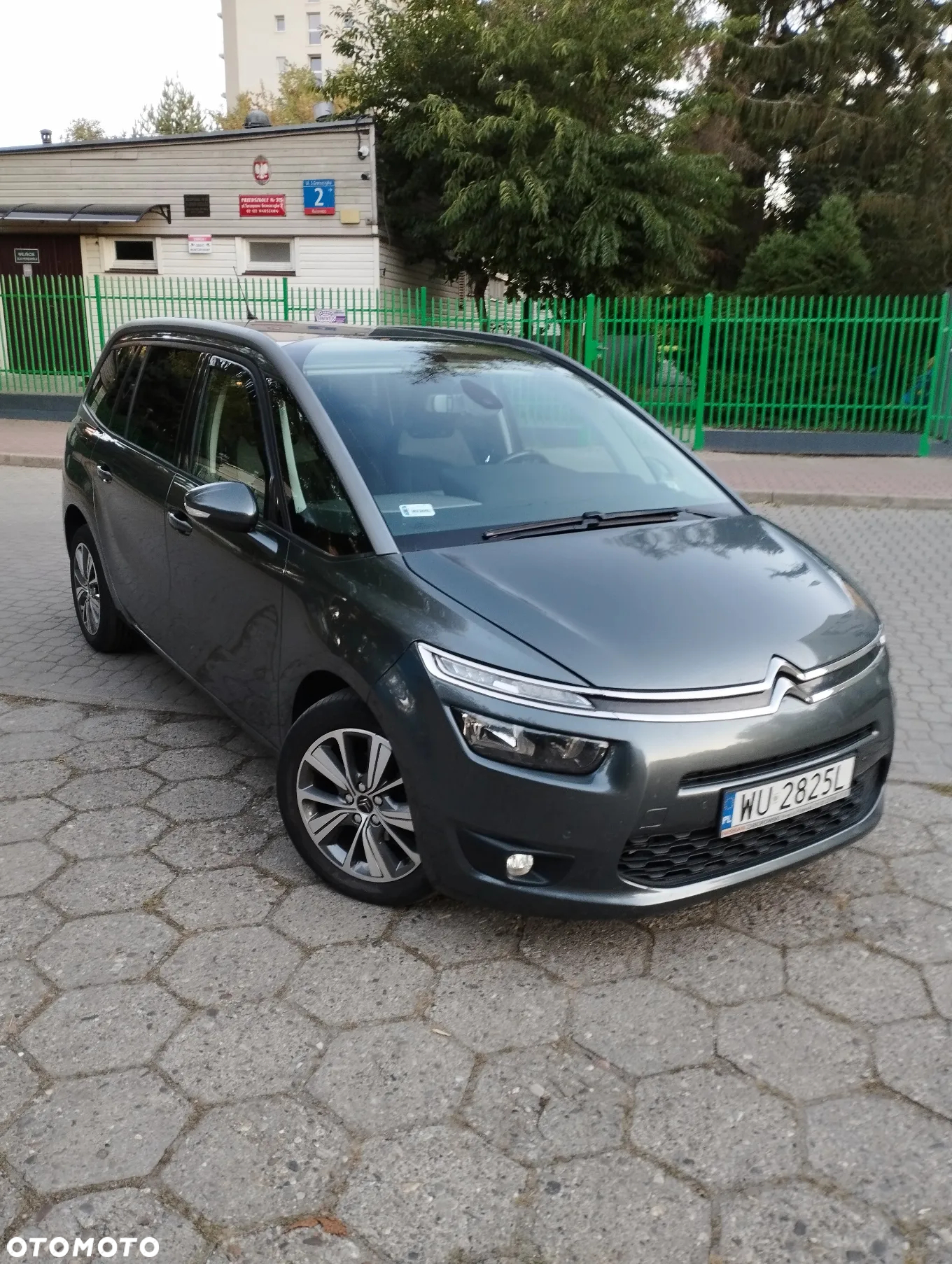 Citroën C4 Grand Picasso 1.6 BlueHDi MoreLife S&S - 2