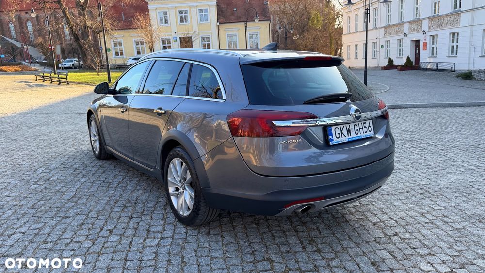 Opel Insignia 2.0 CDTI 4x4 ecoFLEX Start/Stop Business Innovation - 6