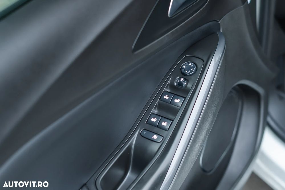 Opel Grandland X Plug-in-Hybrid 1.6 DI Start/Stop Aut Ultimate - 18