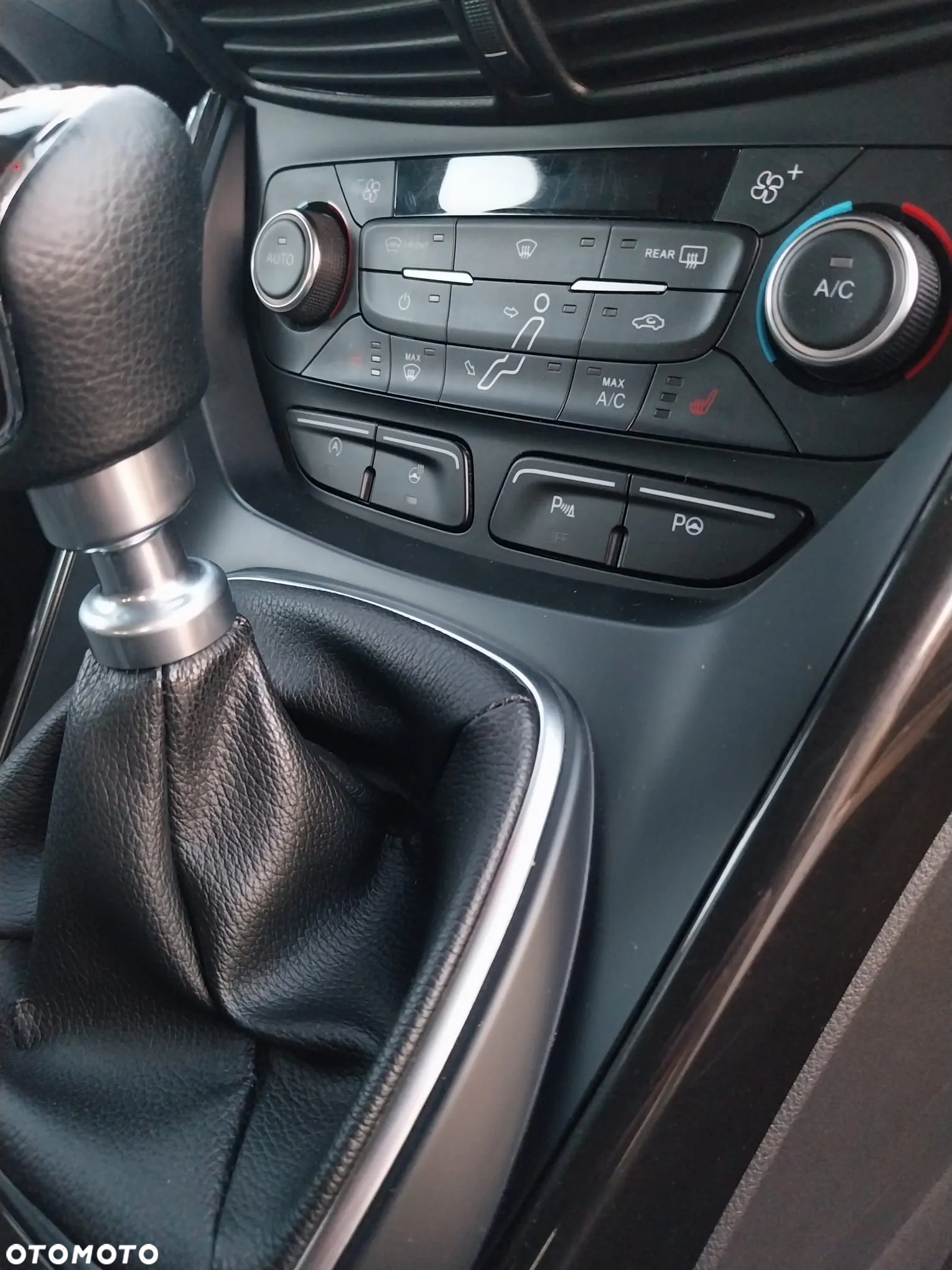 Ford C-MAX 1.5 EcoBoost Start-Stop-System Titanium - 18