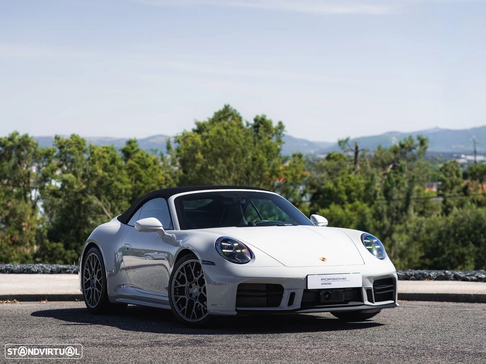 Porsche 911 (992) Carrera - 15
