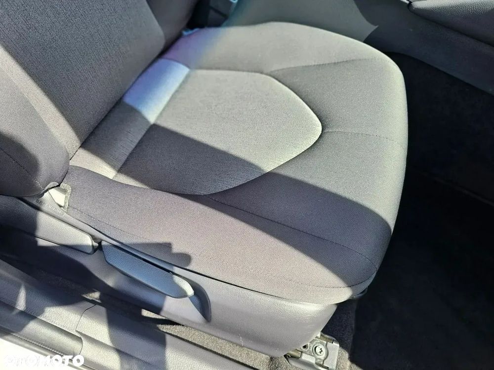 Toyota Camry 2.5 Hybrid Prestige CVT - 35