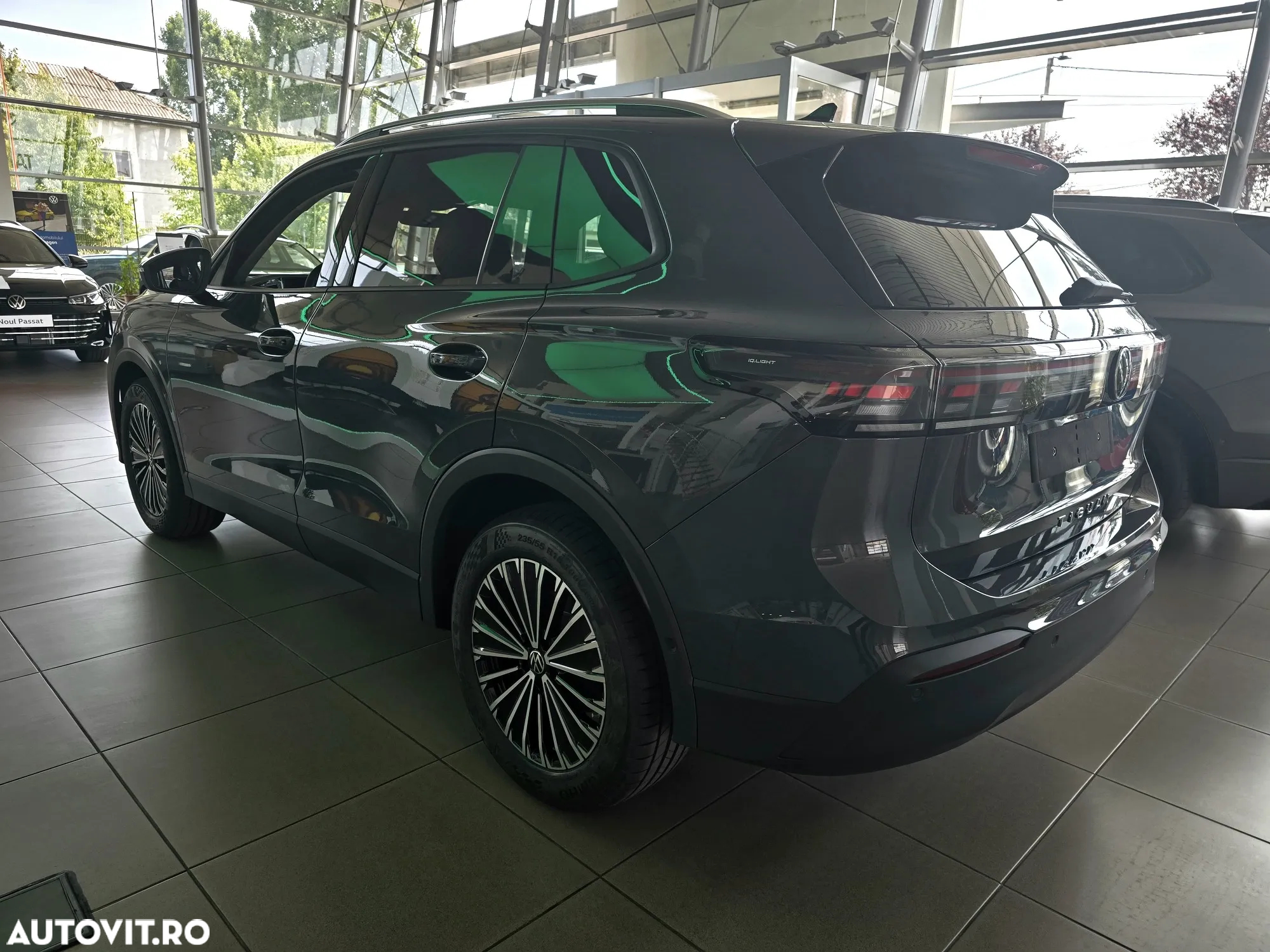 Volkswagen Tiguan 2.0 TDI DSG Life - 6