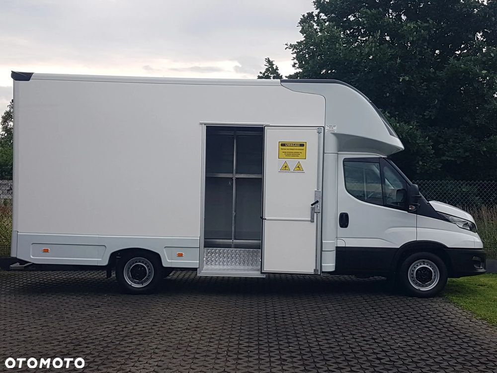 Iveco DAILY KONTENER NISKOPODŁOGOWY 4,44x2,23x2,43 SKLEP FOODTRUCK BAR KLIMA KONIOWÓZ KAMPER - 11