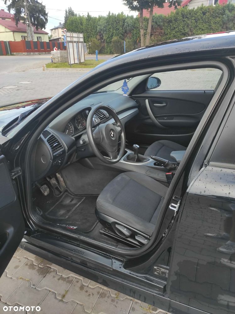 BMW Seria 1 - 10