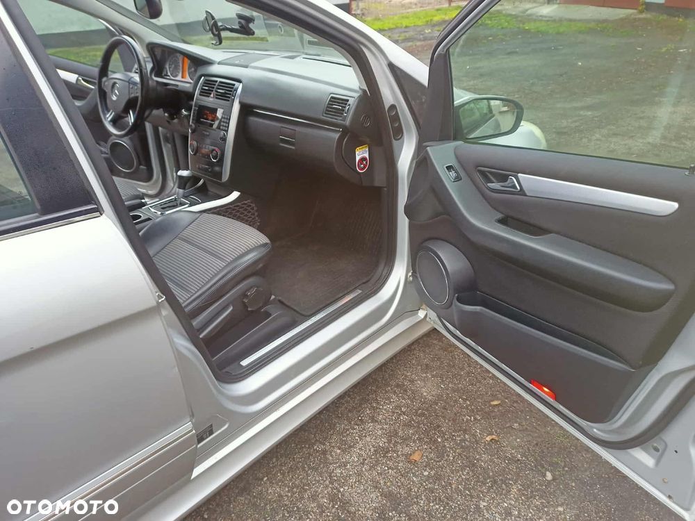 Mercedes-Benz Klasa B - 17