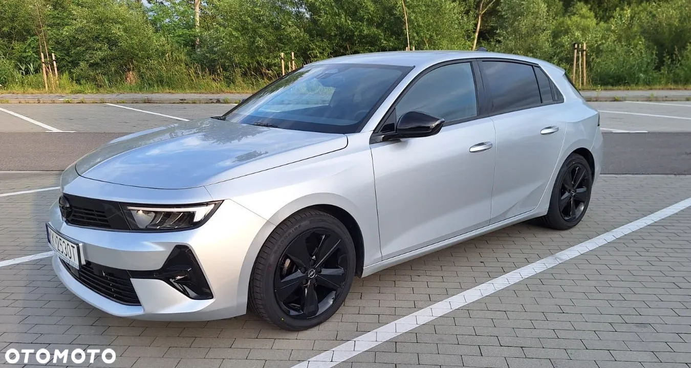 Opel Astra 1.2 Turbo Automatik GS Line - 3