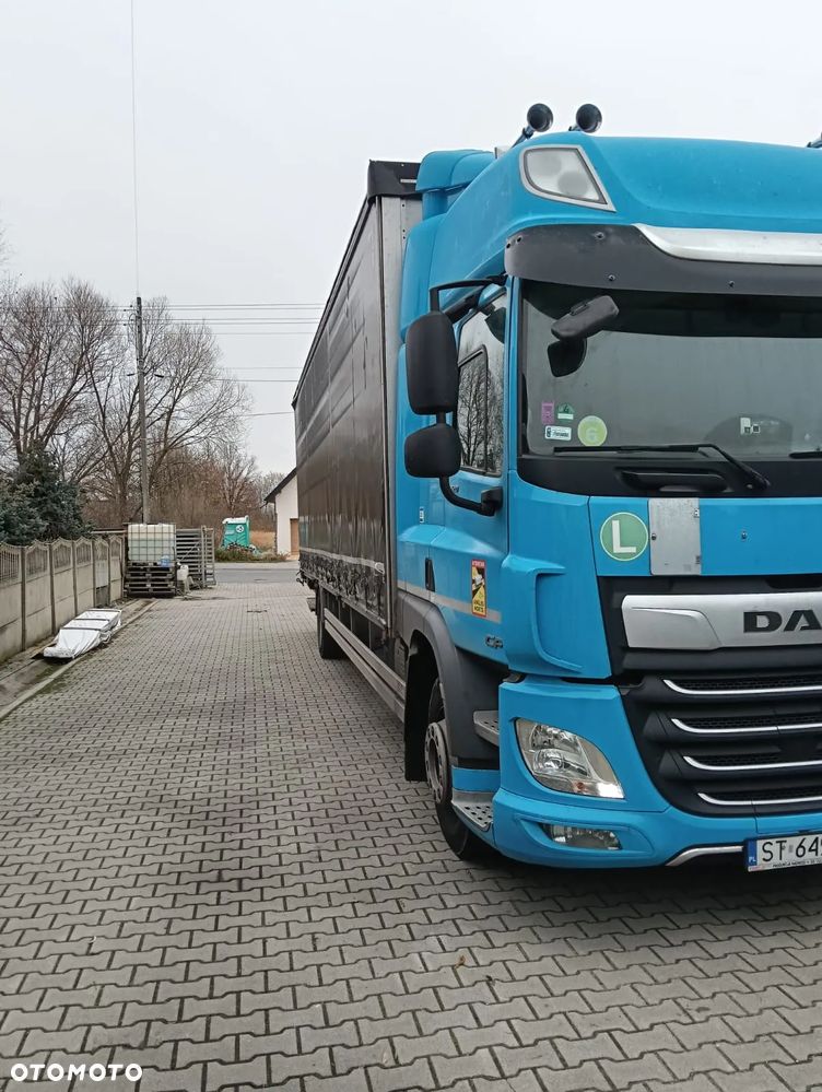 DAF CF320 - 2