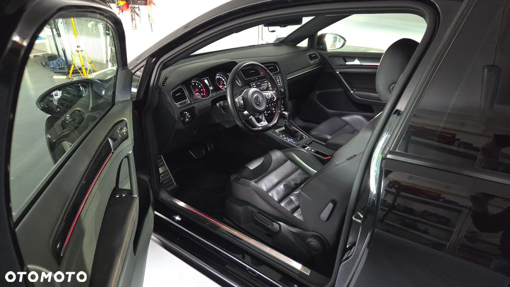 Volkswagen Golf 2.0 TSI BMT GTI Performance DSG - 12