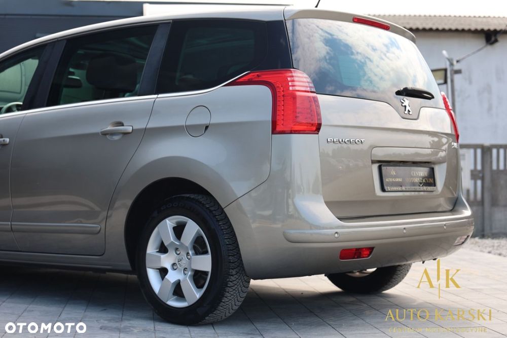 Peugeot 5008 - 16