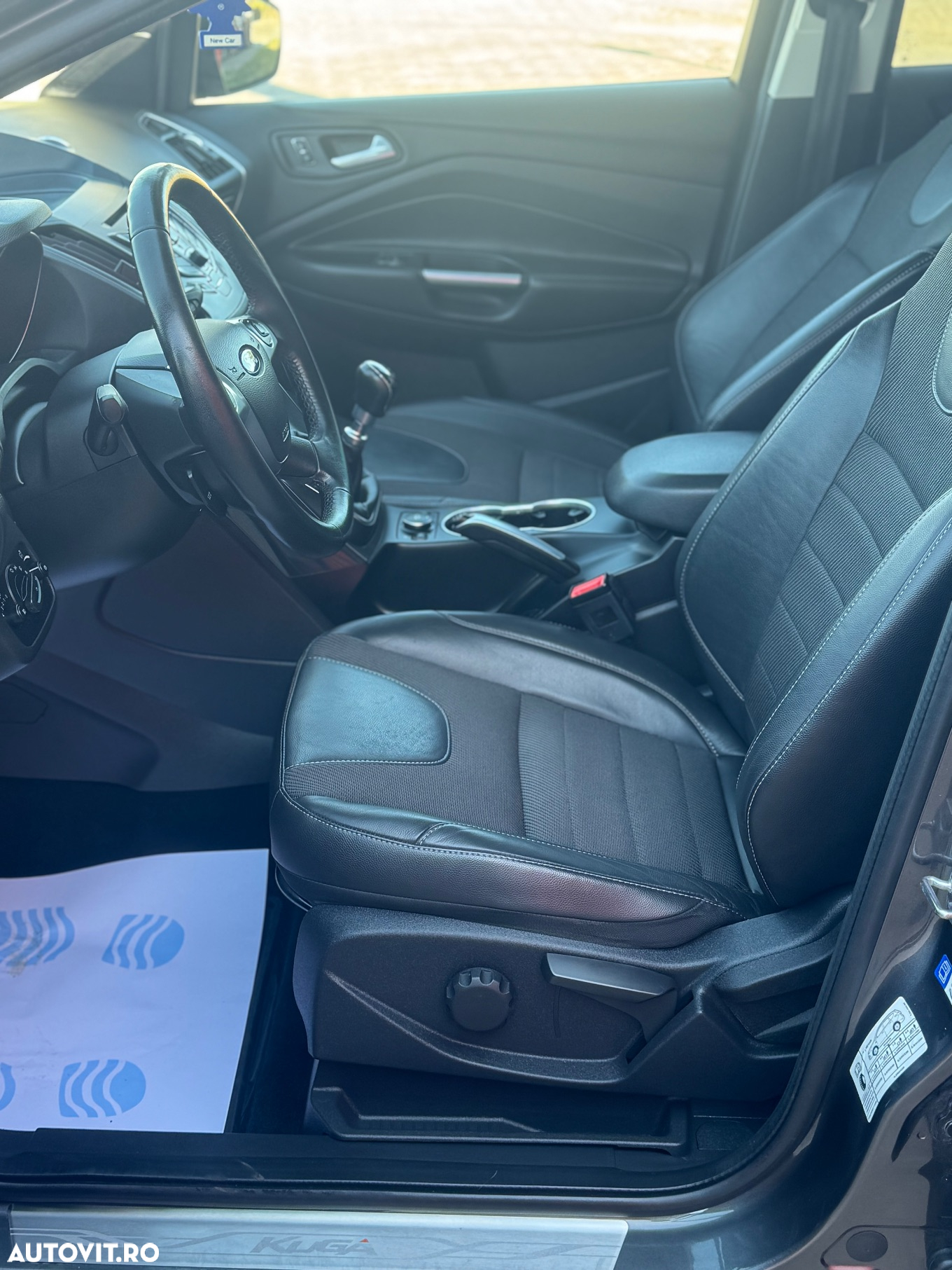 Ford Kuga 1.5 EcoBoost 2WD Titanium - 6