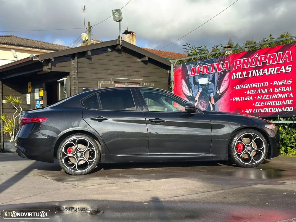 Alfa Romeo Giulia 2.2 D Sprint AT8 - 13