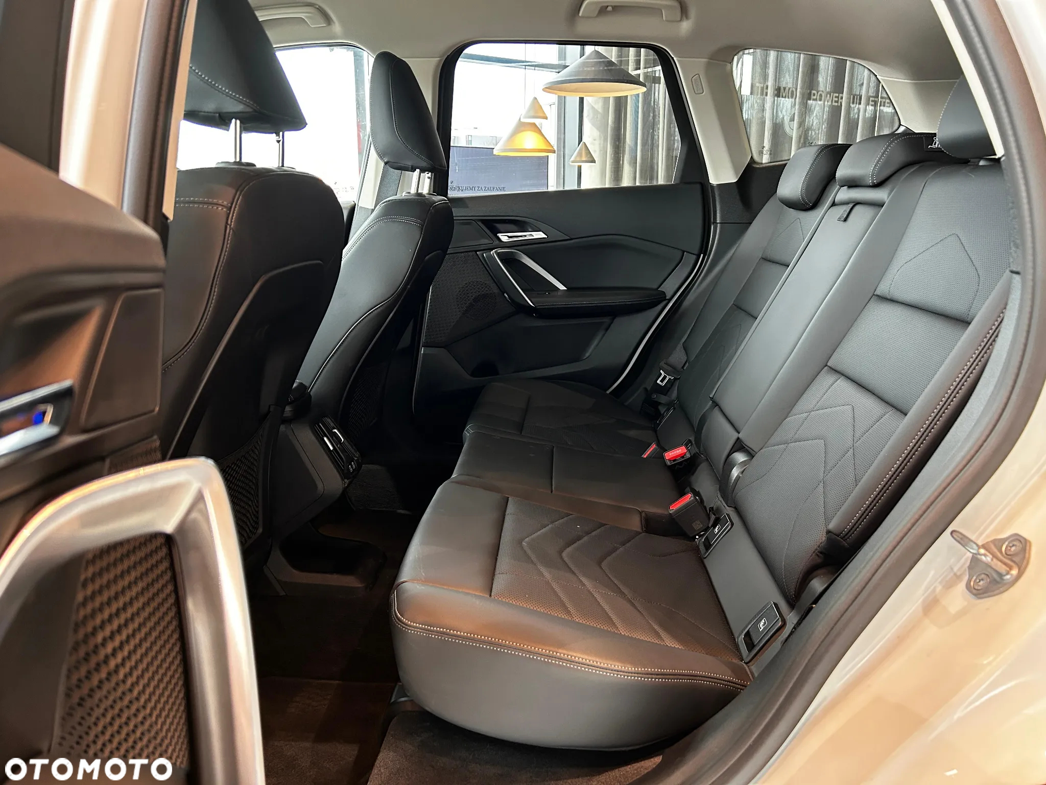 BMW X1 sDrive18i xLine - 22