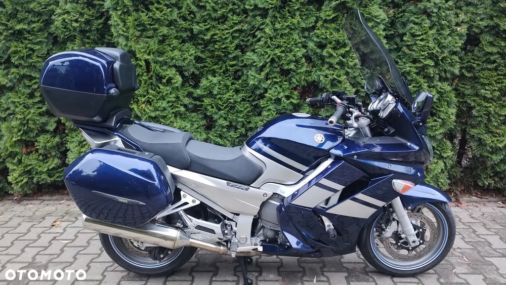 Yamaha FJR - 2