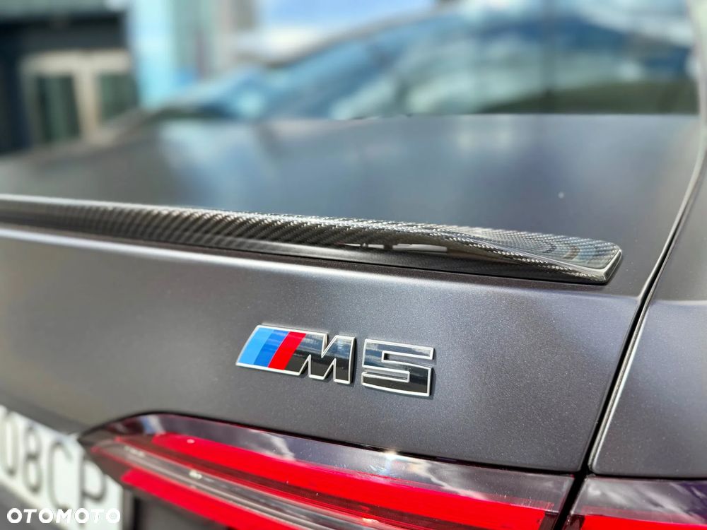 BMW M5 PHEV - 9