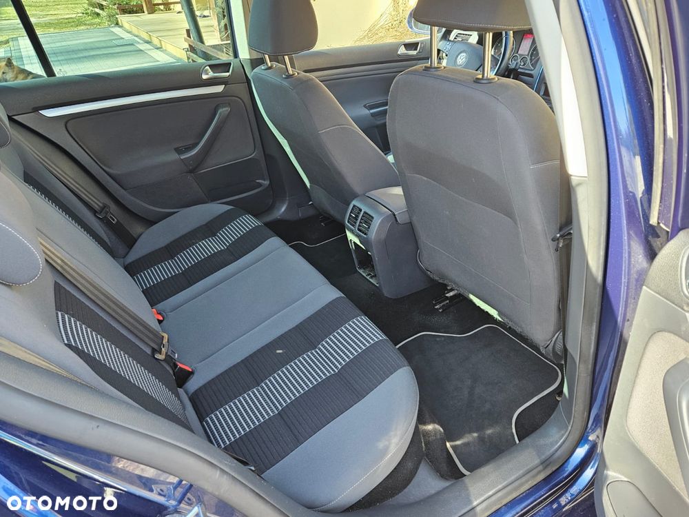 Volkswagen Golf - 12