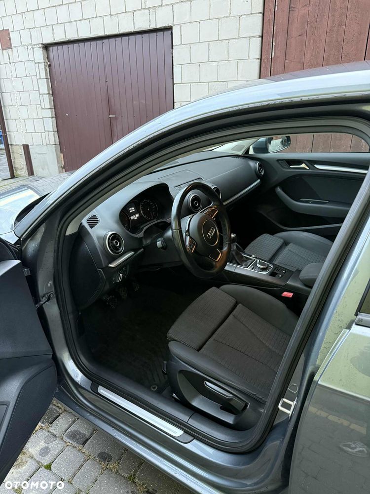 Audi A3 Sportback 2.0 TDI - 6