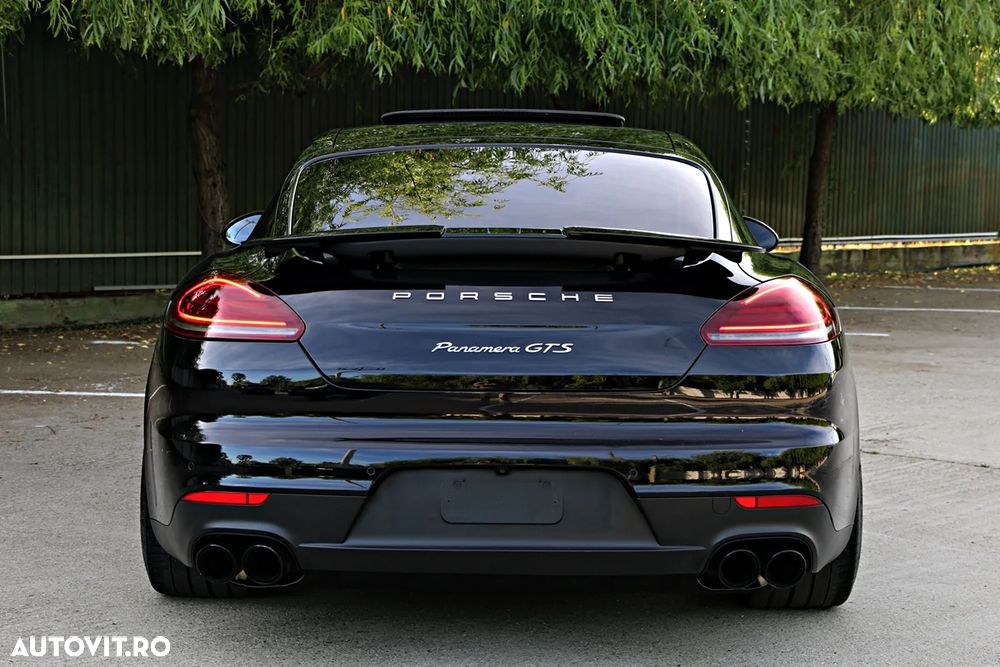 Porsche Panamera - 3