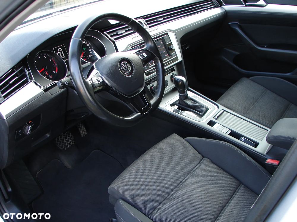 Volkswagen Passat 1.4 TSI ACT (BlueMotion Technology) DSG Comfortline - 22