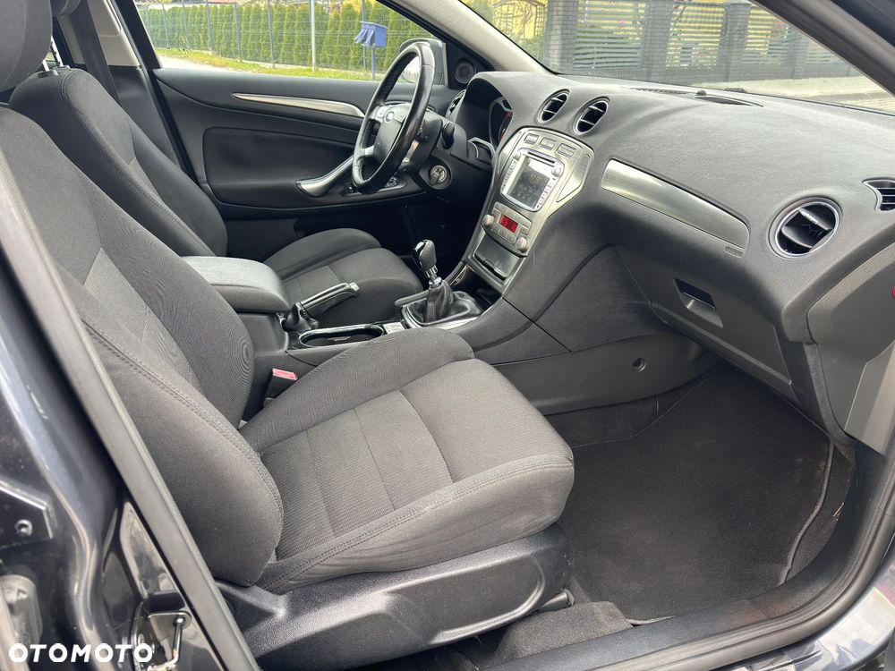 Ford Mondeo 2.0 TDCI Titanium - 9