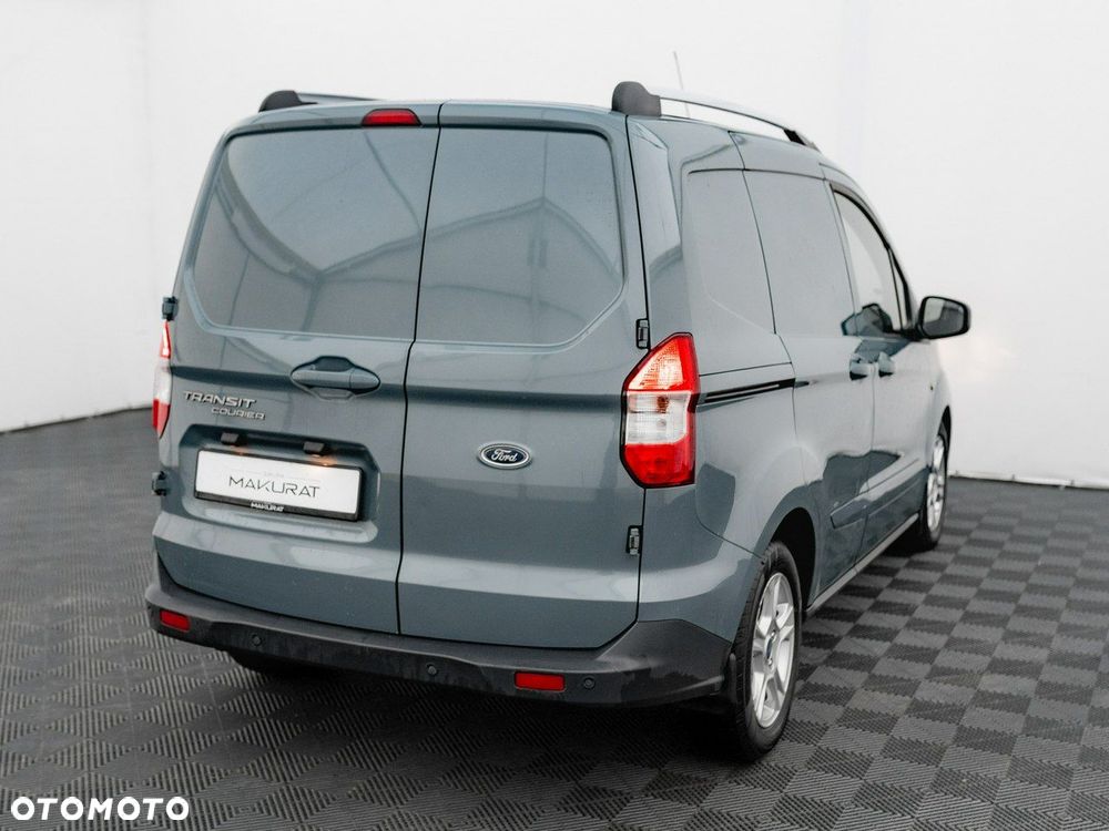 Ford Transit Courier - 6