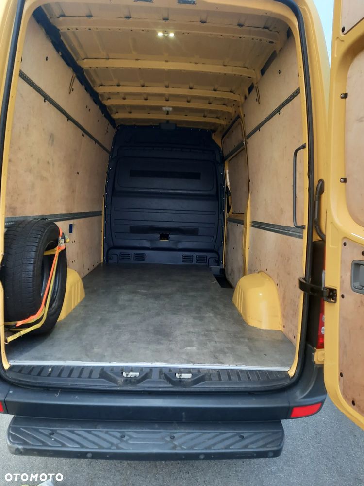 Mercedes-Benz Sprinter - 9