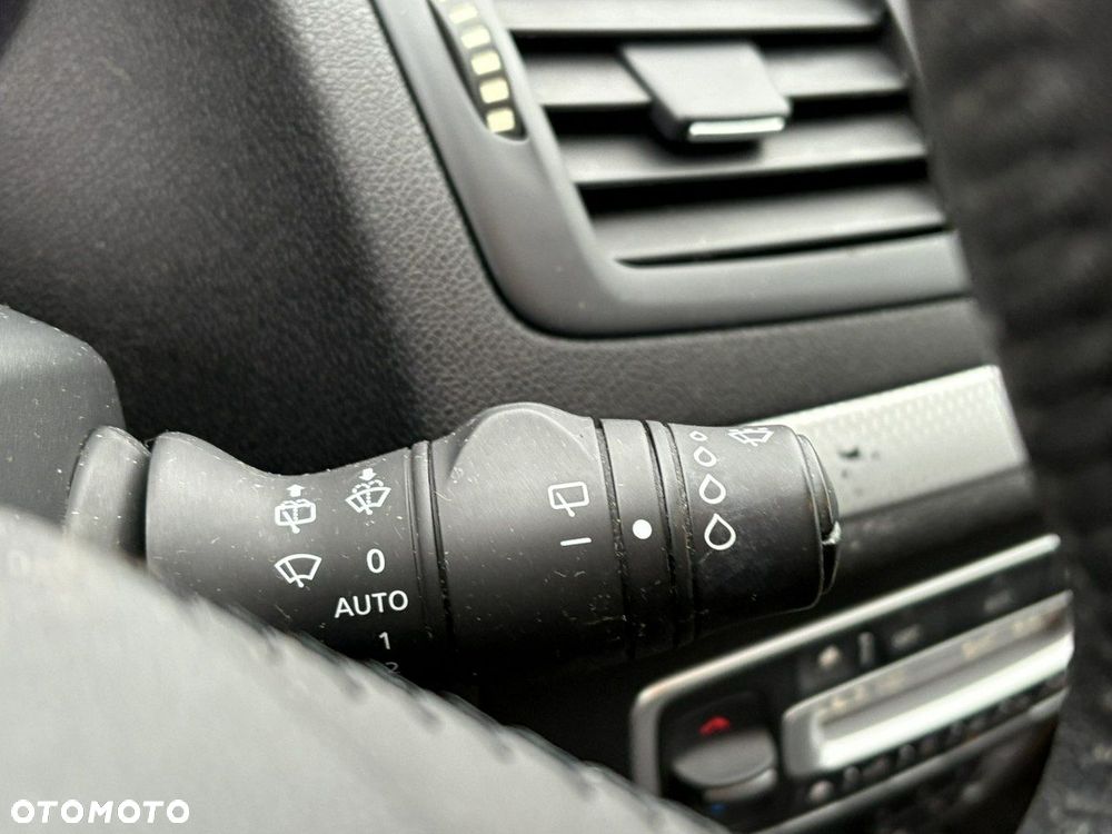 Renault Megane ENERGY TCe 115 Start & Stopp LIMITED - 24