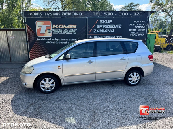 Toyota Avensis Verso