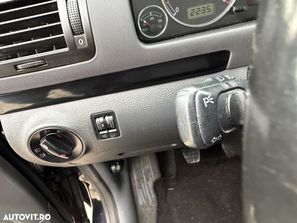 Volkswagen Sharan 2.0 TDI DPF BlueMotion Comfortline - 19