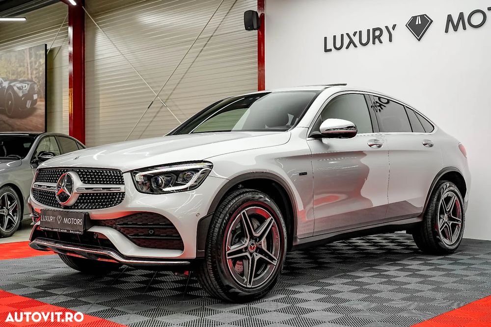 Mercedes-Benz GLC Coupe 300 e 4Matic 9G-TRONIC AMG Line Plus - 1