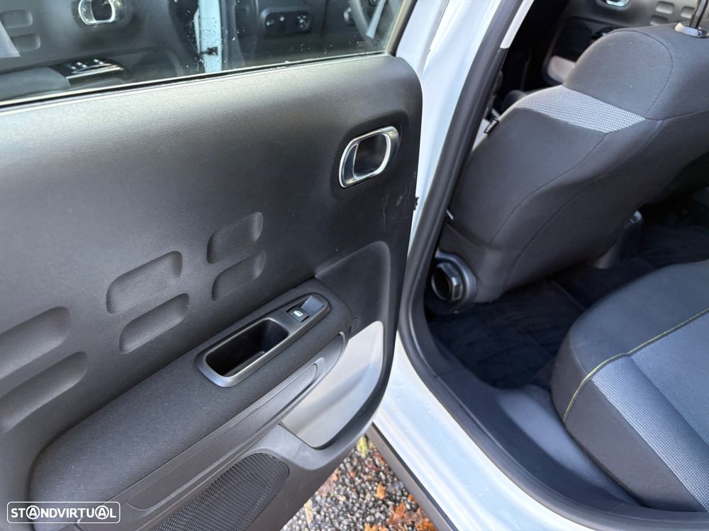 Citroën C3 1.2 PureTech Feel - 11