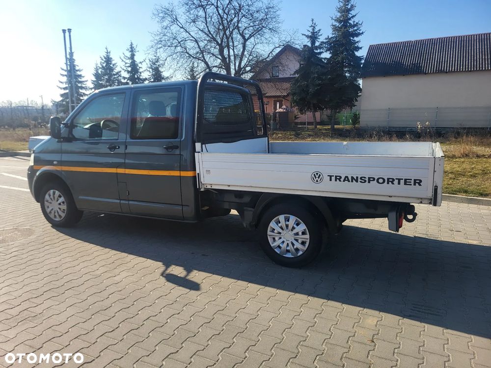 Volkswagen Transporter - 4
