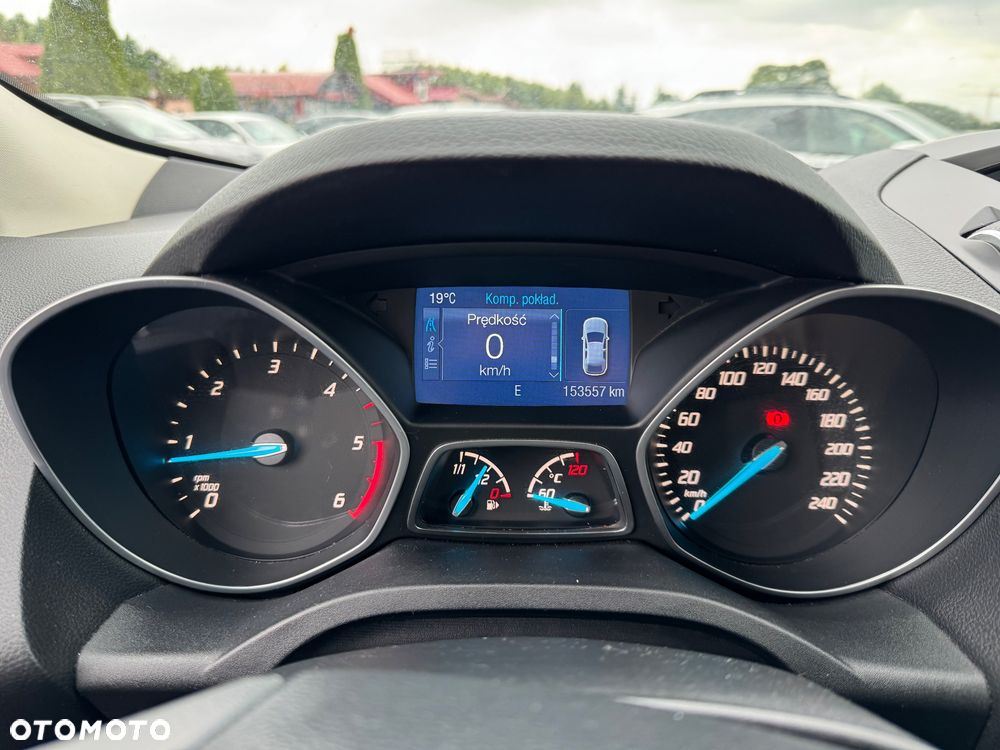 Ford Kuga - 9