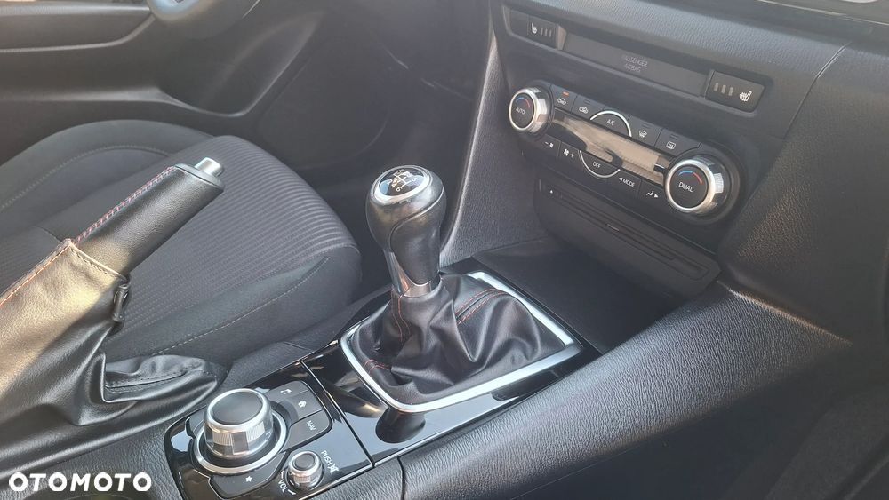 Mazda 3 - 16