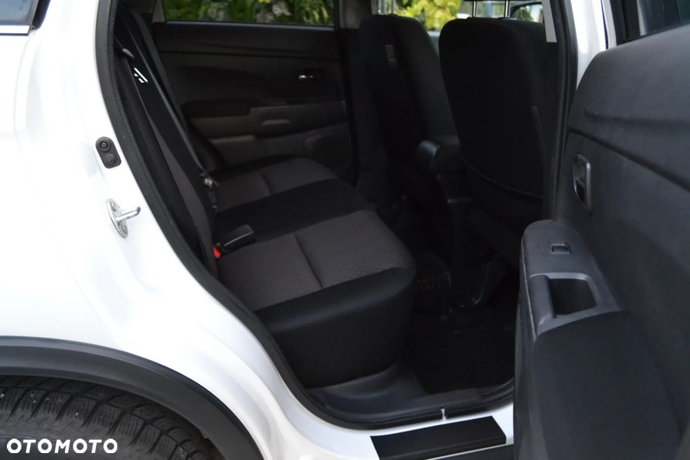 Mitsubishi ASX 1.6 Intense Plus Navi - 17