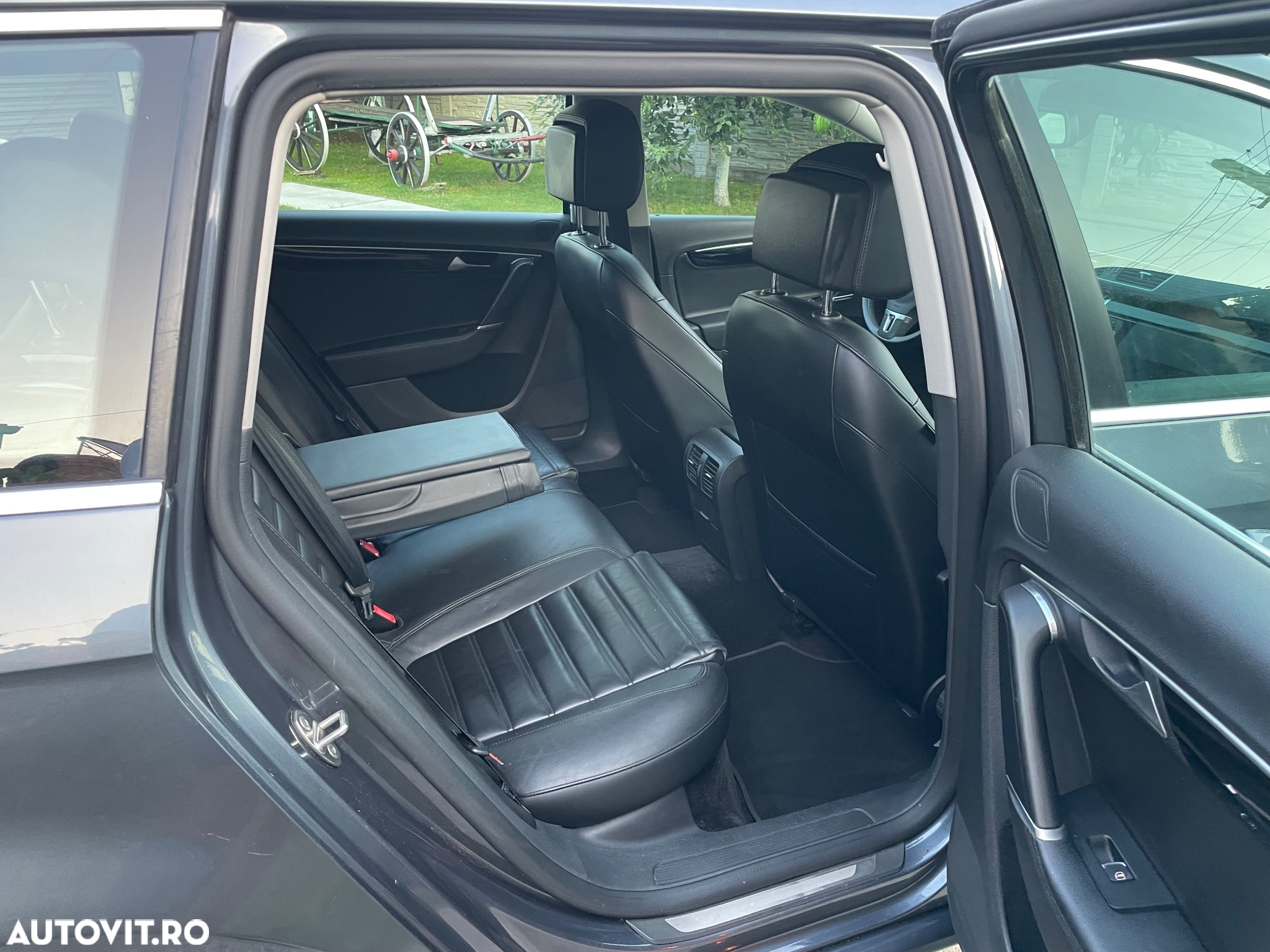 Volkswagen Passat - 15