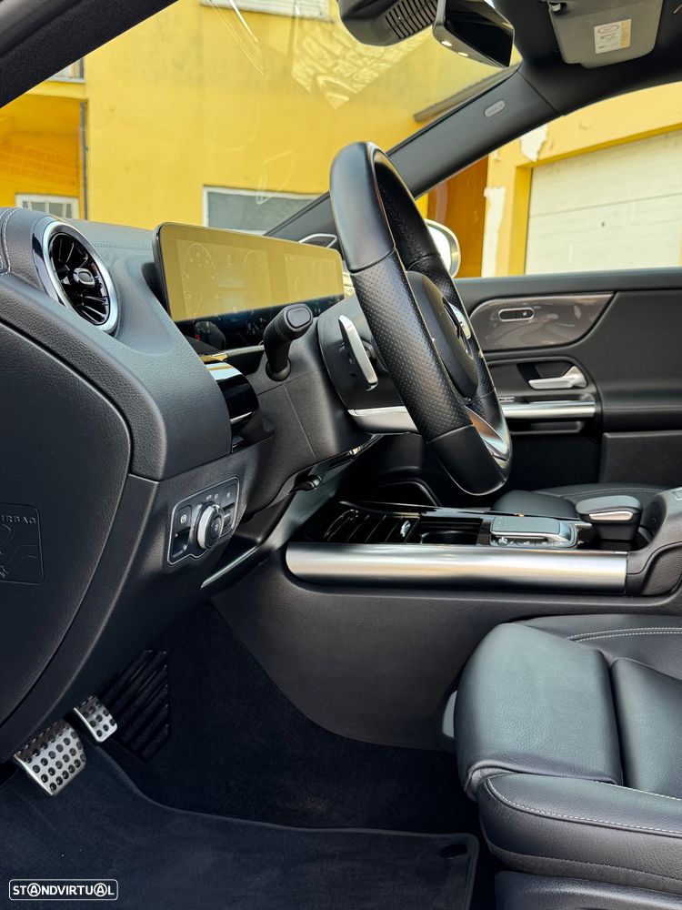 Mercedes-Benz GLA 250 e 8G-DCT AMG Line - 13