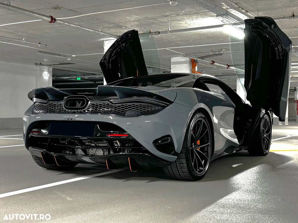 McLaren 750S Spider - 8