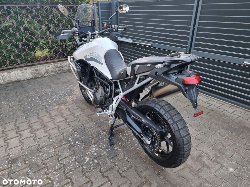 Triumph Tiger - 9