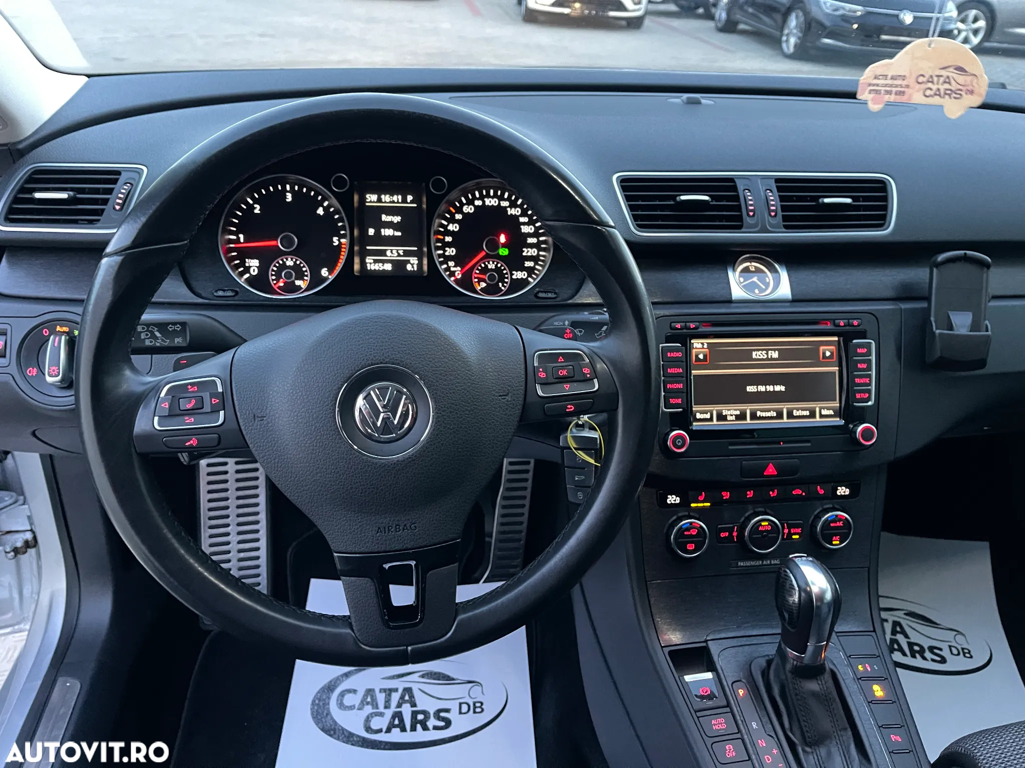 Volkswagen Passat CC 2.0 TDI BlueMotion Technology DSG - 37