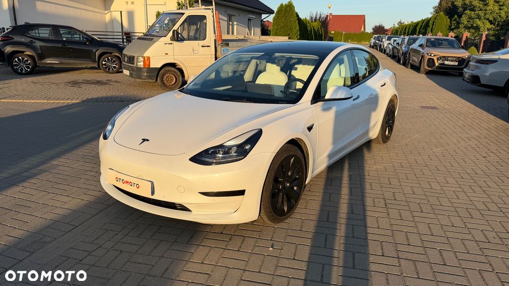 Tesla Model 3 Long Range RWD Premium - 1