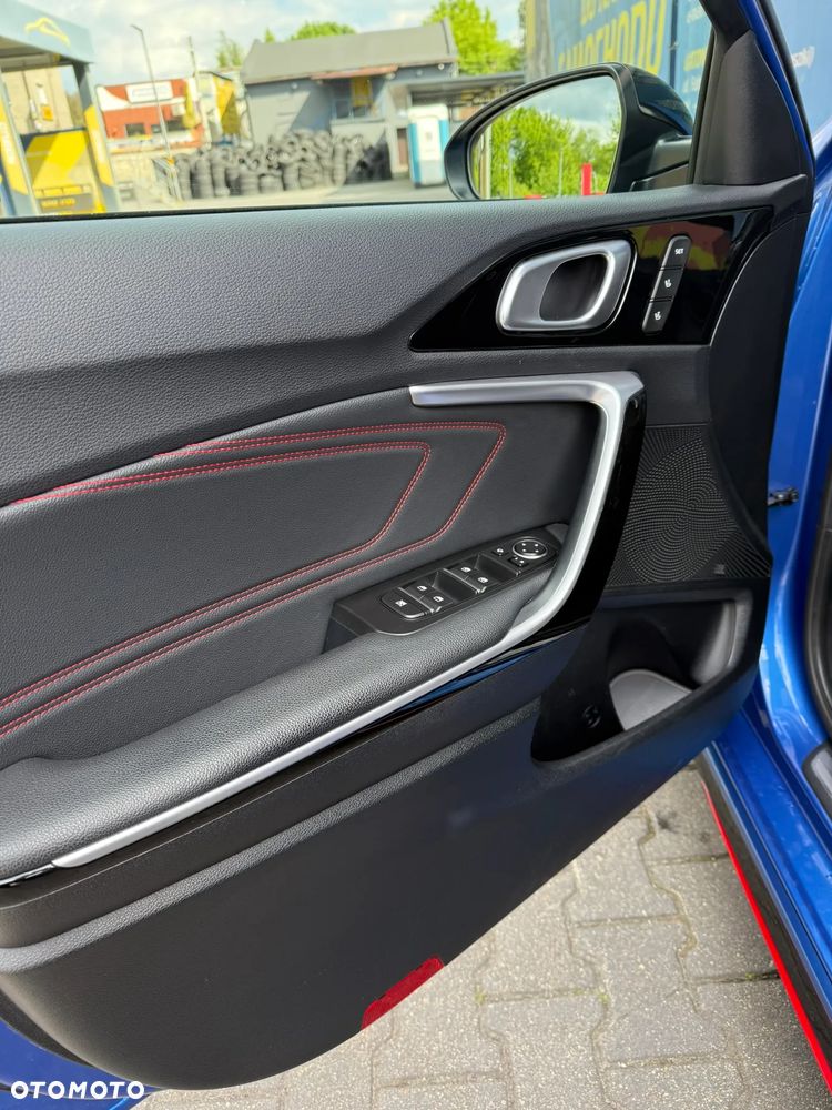 Kia Ceed - 5