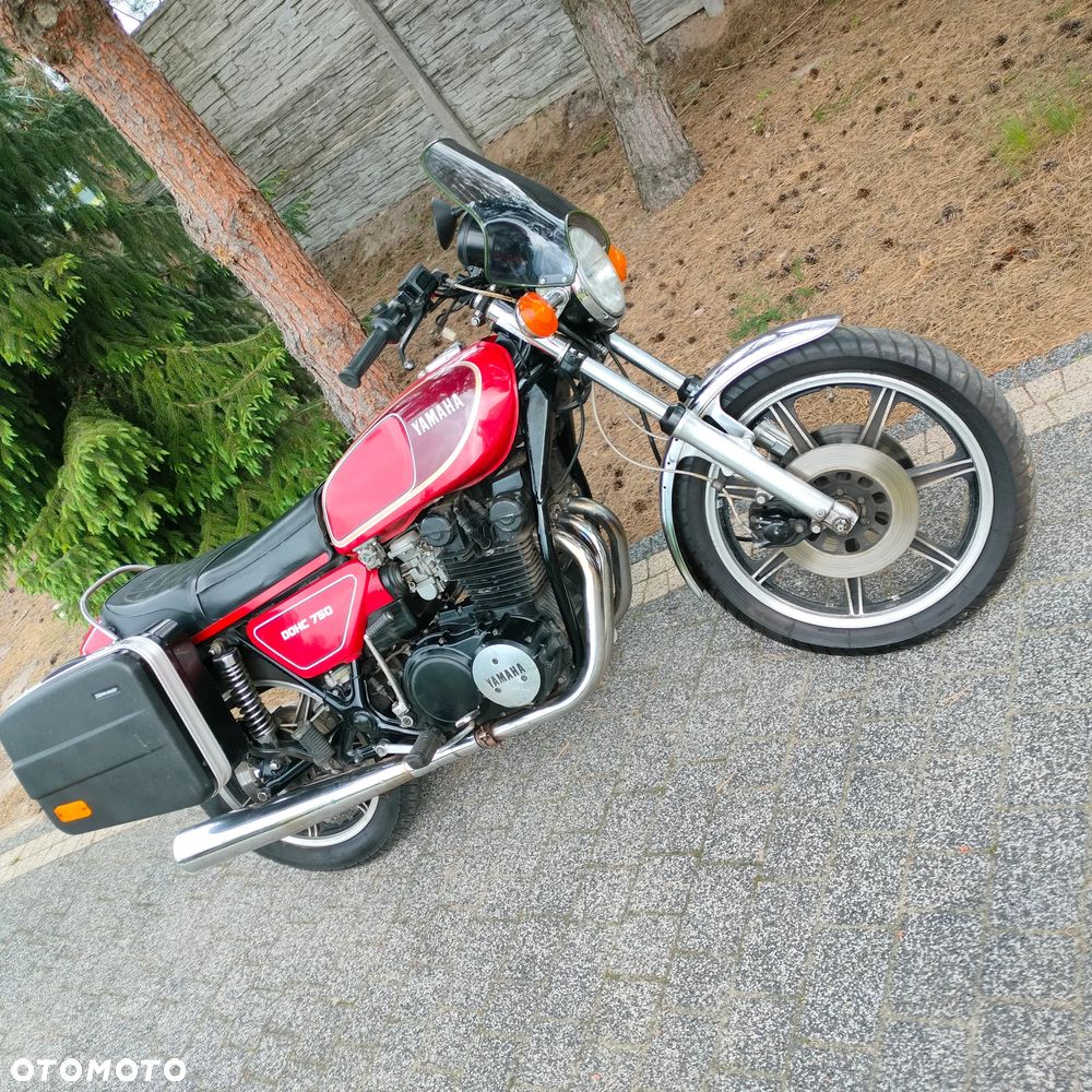 Yamaha XS - 9