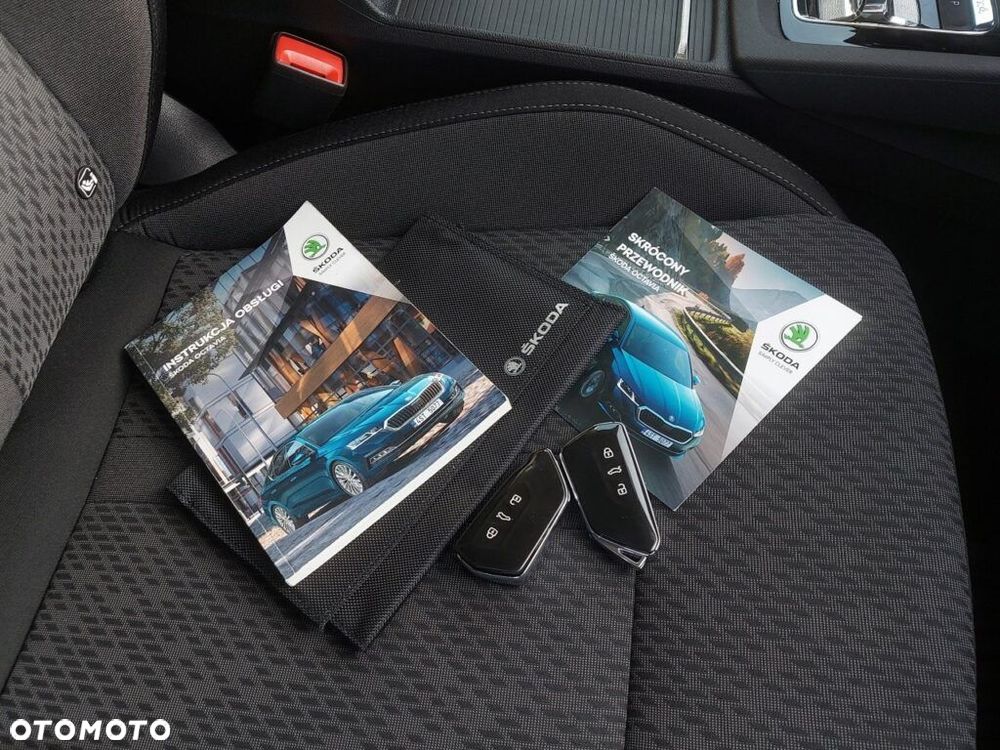 Skoda Octavia 2.0 TSI 4x4 Style DSG - 23