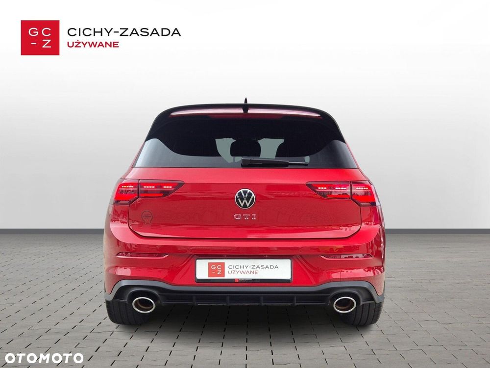 Volkswagen Golf - 4