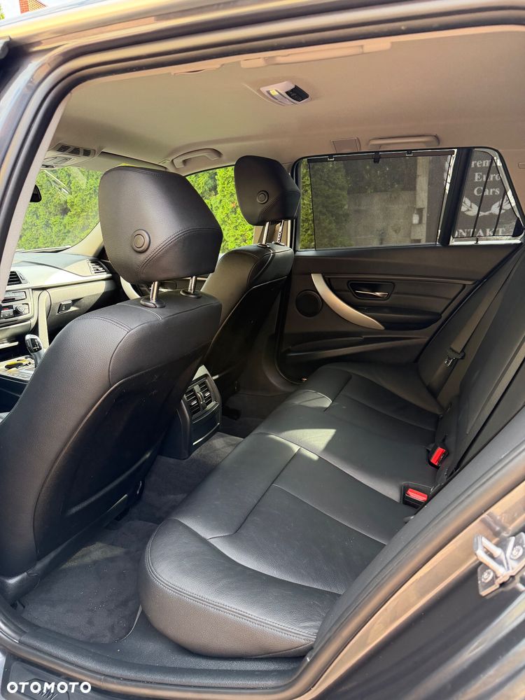 BMW Seria 3 320d Efficient Dynamics Edition Luxury Line - 24