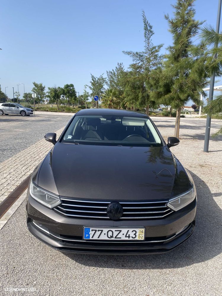 VW Passat 1.6 TDI Confortline - 1