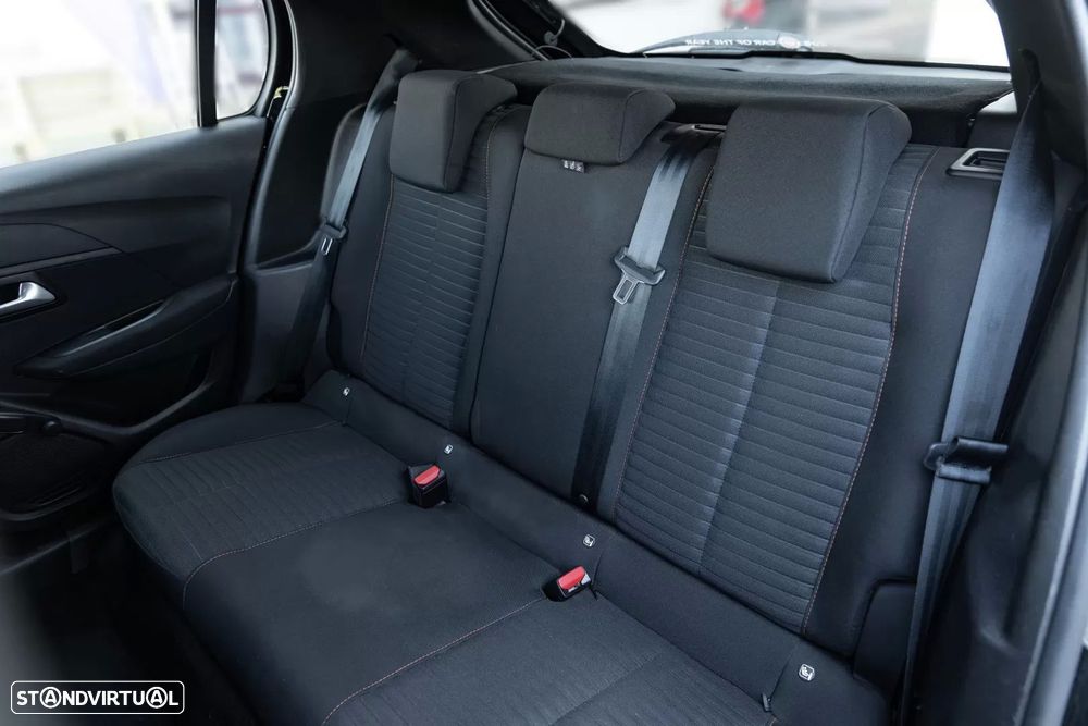 Peugeot e-208 50 kWh Active - 9